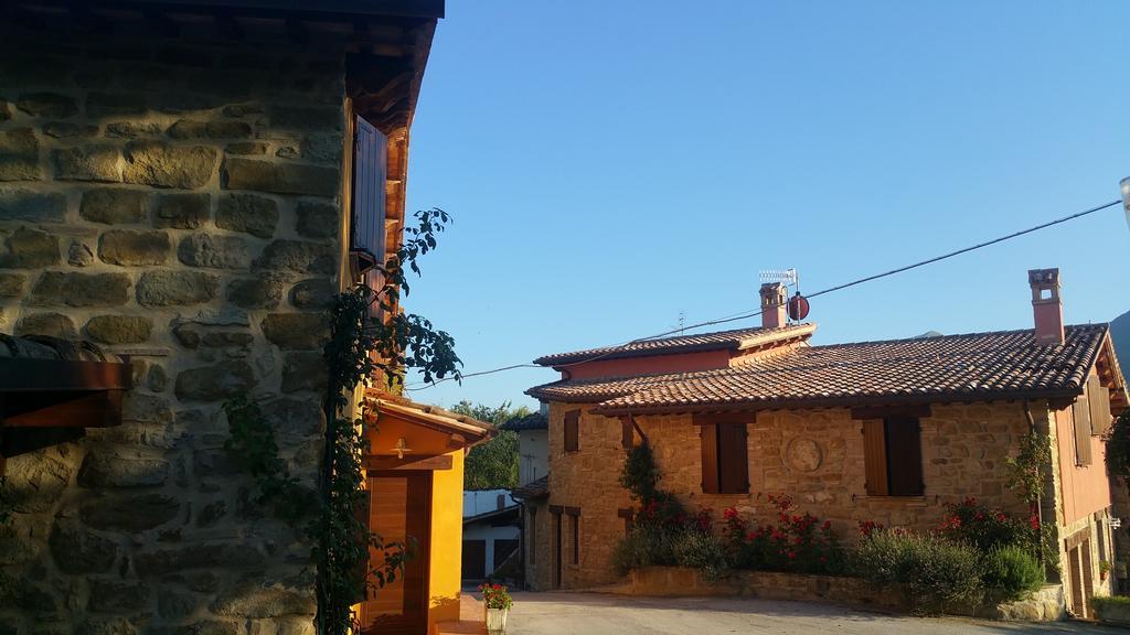 Pietra Maula Agriturismo Castelraimondo ภายนอก รูปภาพ